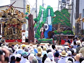 栃木・烏山「山あげ祭」は日本一の野外歌舞伎がアツいユネスコ無形文化遺産