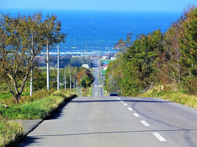 この道を行けば 天に昇るのか 知床斜里 天に続く道 北海道 トラベルjp 旅行ガイド