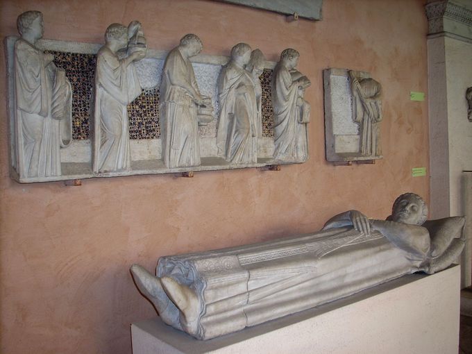 �������ށA�Â�����̏ؐl�B