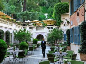 フォトジェニックなお庭が魅力！ローマ「ホテル デ ルシエ」