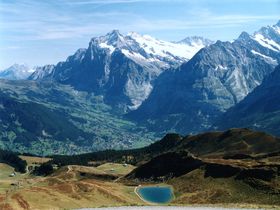 絶景アイガー北壁！スイス「メンリッヒェン」からアルプス大パノラマハイキング！