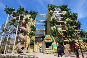 cCNĂuXoAX`bN DOKIDOKIvaIb̃{_ŐLTlC