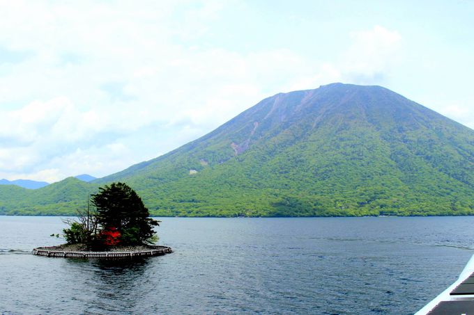日光開山の祖・勝道上人ゆかりの中禅寺湖はパワースポットの宝庫