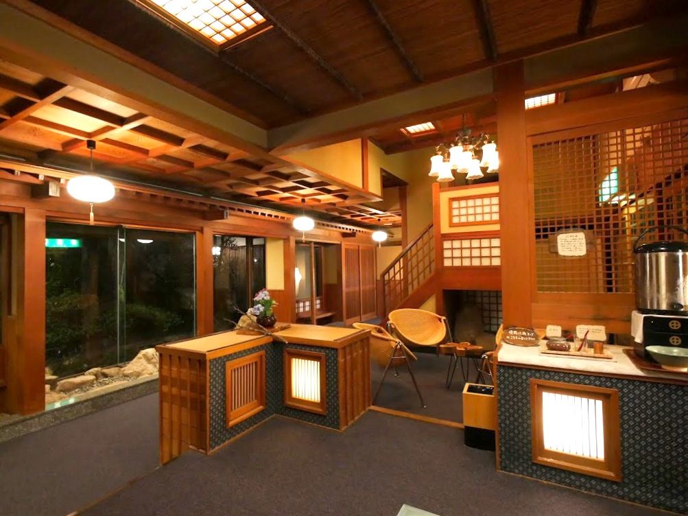 XƂЂƂɂȂ鉷́A炩Ȕ̓