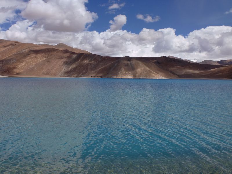インドの秘境！標高4300ｍの絶景！天空の湖パンゴンツォ
