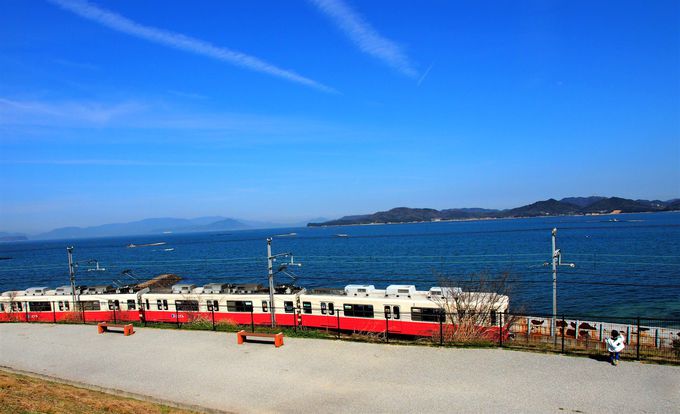 琴平電鉄と瀬戸内海の絶景を堪能
