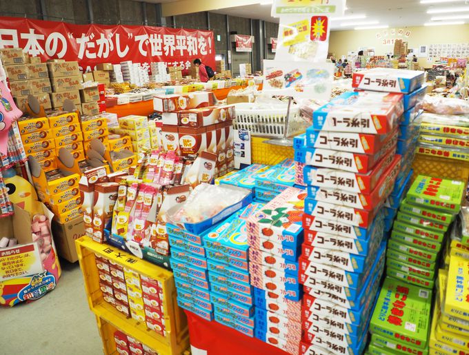 駄菓子の聖地はここじゃが 瀬戸内市 日本一のだがし売り場 岡山県 トラベルjp 旅行ガイド