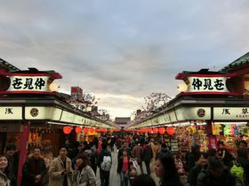 ]˂̐`u󑐎vƊ񑡂̕ȂI̋LTlC