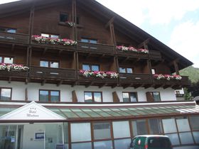 CXubN̋ߍxĨzeE^i̋LTlC