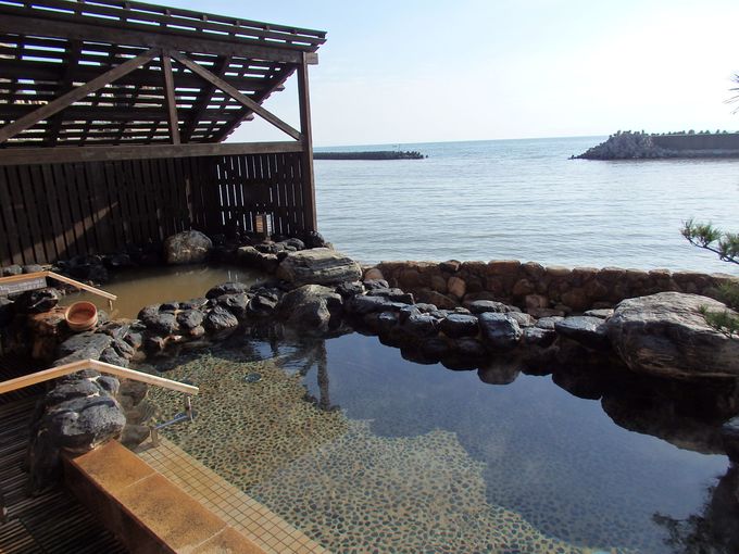 淡路島最大の温泉リゾート「洲本温泉」で海辺の湯めぐり！