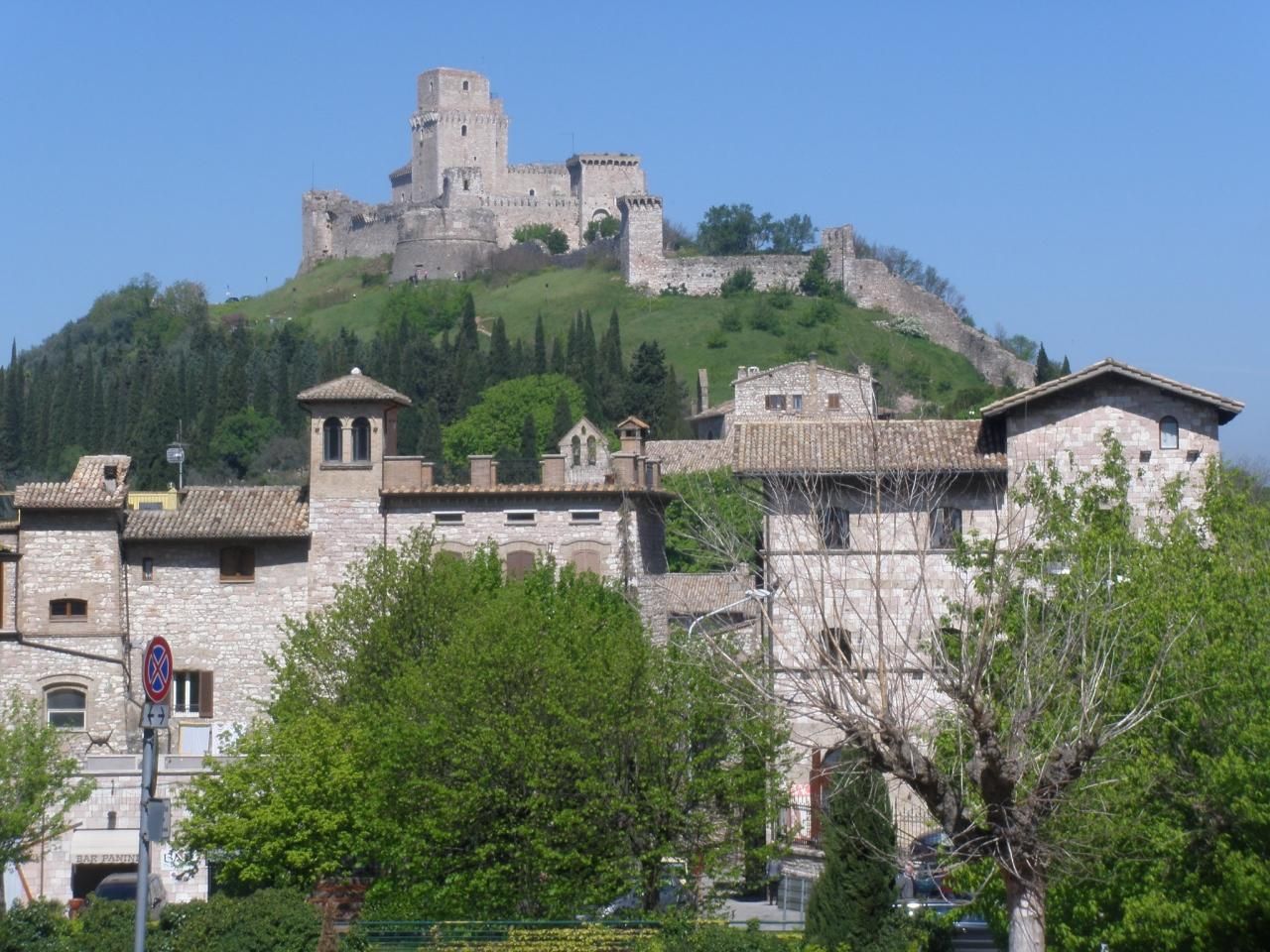 心身共に清められる カルチェリの庵 伊 世界遺産のアッシジからハイキングで イタリア トラベルjp 旅行ガイド