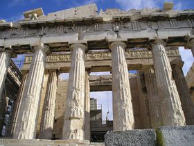 パルテノン神殿とアクロポリスの丘周辺の観光スポット10選