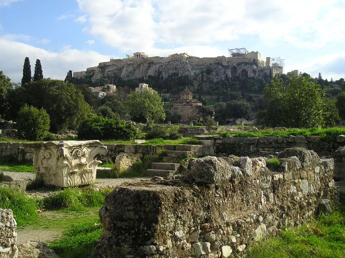 世界遺産「アクロポリス」の麓に広がる古代遺跡群！ロマンが溢れる見所 