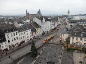 ���[�}����̈�Ղ��U�݁I�h�C�c�ŌÂ̒��u�g���[�A�v�̋L���T���l�C��