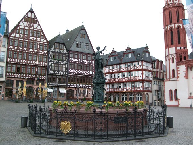 oς̒SntNtg̊ό́EEE