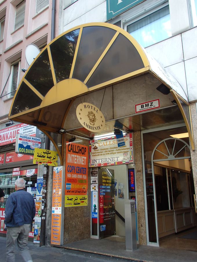 �w����k���T���̃��P�[�V����