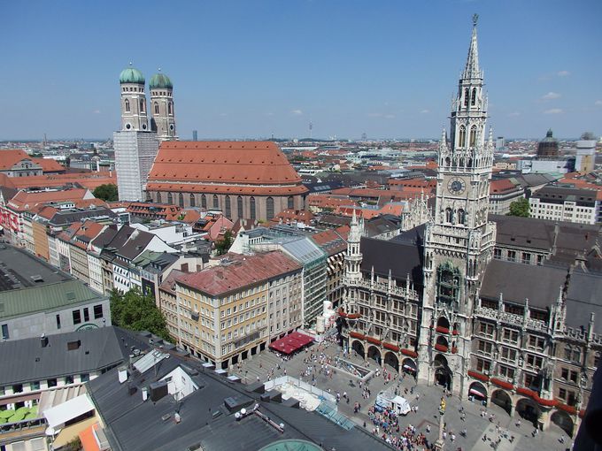 �r�[���̖{��I�h�C�c��O�̓s�s�~�����w��