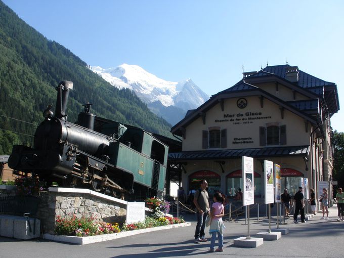 歴史ある「モンタンヴェール登山電車」
