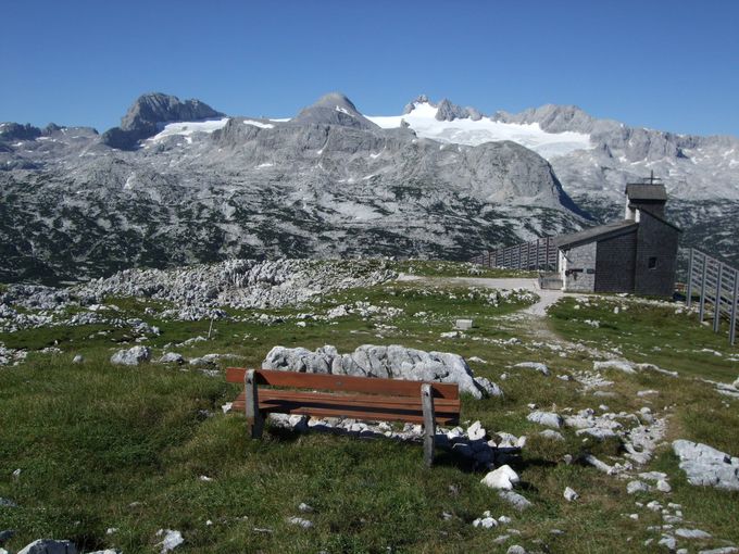 �ً�Ԃ̊�΂���̐��E����n�C�L���O���[�g��