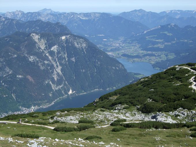 �ً�Ԃ̊�΂���̐��E����n�C�L���O���[�g��