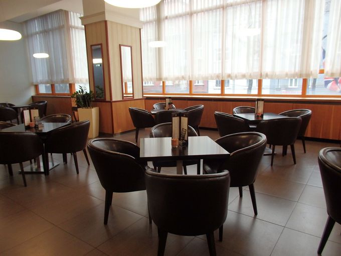 �E�F���J���h�����N�̓o�[����