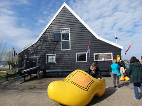 村ごと野外博物館！「ザーンセ・スカンス」一堂に会するオランダの伝統