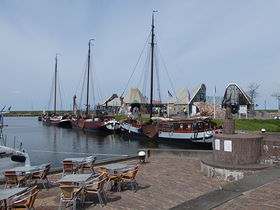 オランダ北部アイセル湖に面した港町「スタフォーレン」
