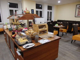 jxNuPrivat Hotel Probstv̓Abgz[IǓŕ֗̋LTlC