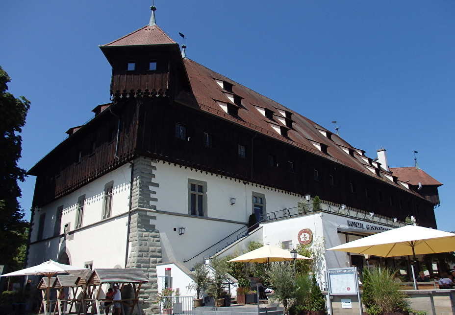 �{�[�f���΂ɖʂ����`����