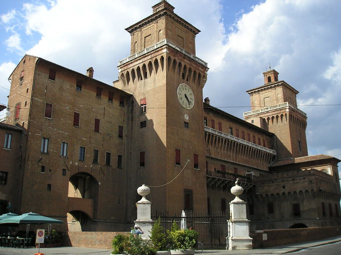 �C�^���A�̃��l�T���X�s�s�u�t�F���[���v