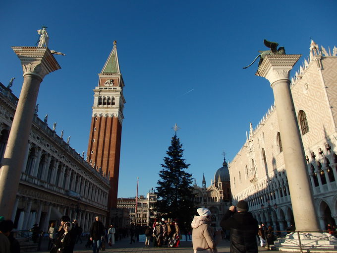 �A�h���A�C�ɕ����Ԑ��E��Y�̒��u���F�l�c�B�A�v