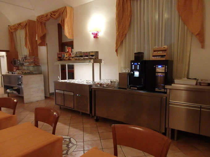 ��ޖL�x�Ŕ��������I�ƒ�I�ȃ��j���[�̒��H�������Ղ��