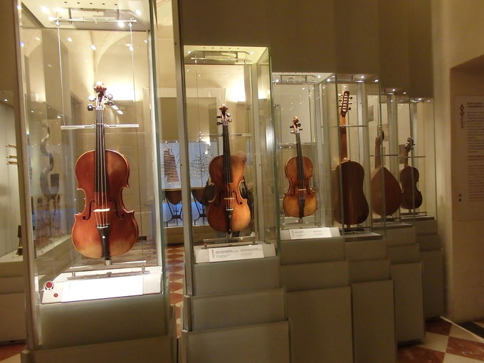 ����̉��ɂ͊y�픎���ق�