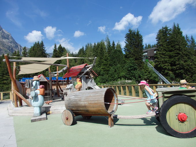 �g�����u�[�[��