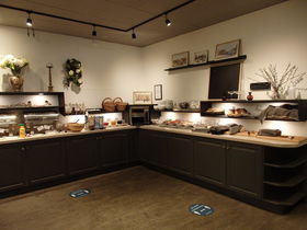 XgbNzuQueenfs Hotel by First HotelsvɋSn悭؍݂̋LTlC