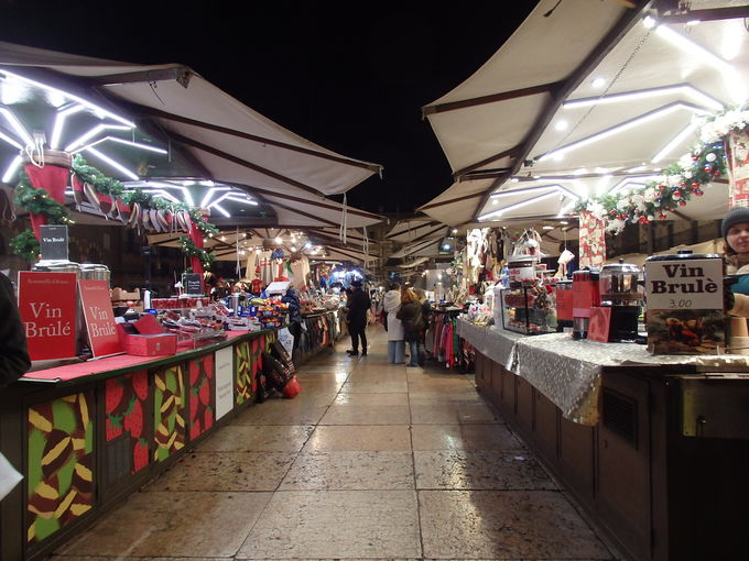 �G���x�L��̃N���X�}�X�}�[�P�b�g