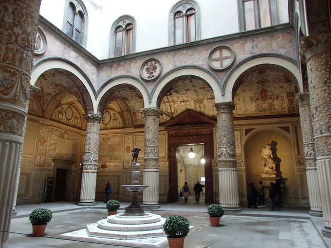 �V�j�����[�A�L��ɖʂ����{�a�u���F�b�L�I�{�a�v