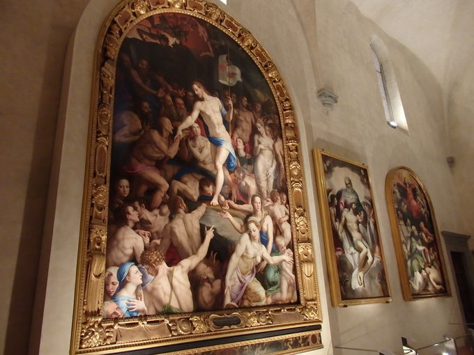 ��Ւd�̍��E�ɃY�����ƕ��ԗ�q��