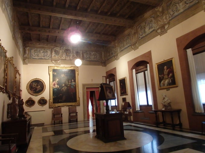 �����ȓV���̃z�[������e������