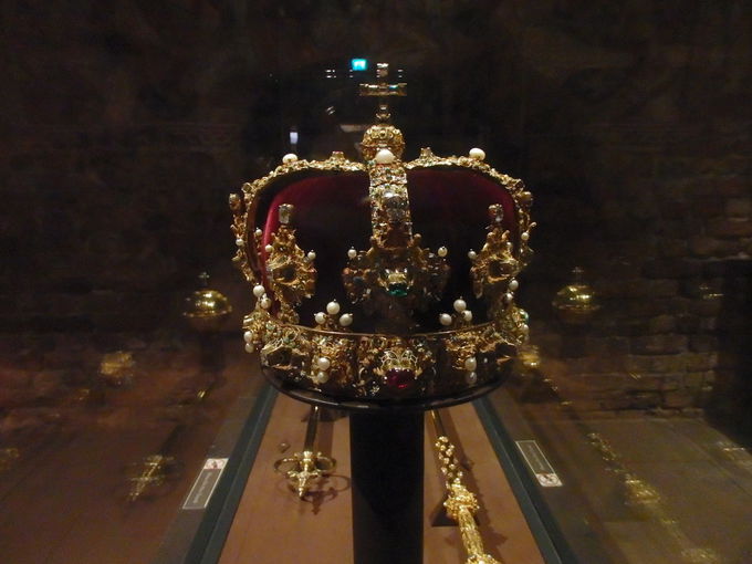 ����̋P���ɖ�������