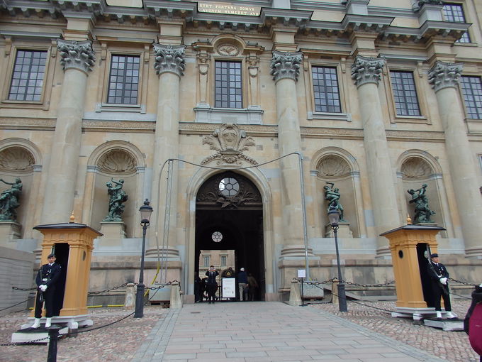 �K�����E�X�^���̖k���������߂�u���{�v