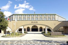 ����E���i�ΔȂ̉p�����u���C�����I�[�N�z�e���v�ŏ[���X�e�C�̋L���T���l�C��