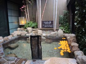 �����̒��S�łق�����u���ʂ��̓� �h�[�~�[�C�������v�̋L���T���l�C��