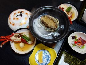 �ɐ��u���ό��̋��_�Ɂu�N�C���e�b�T�z�e���ɐ��u���v�̋L���T���l�C��