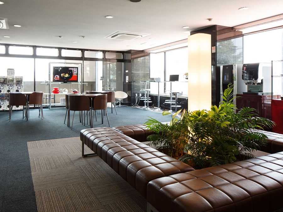 �z�e���E�B���O�u�����h