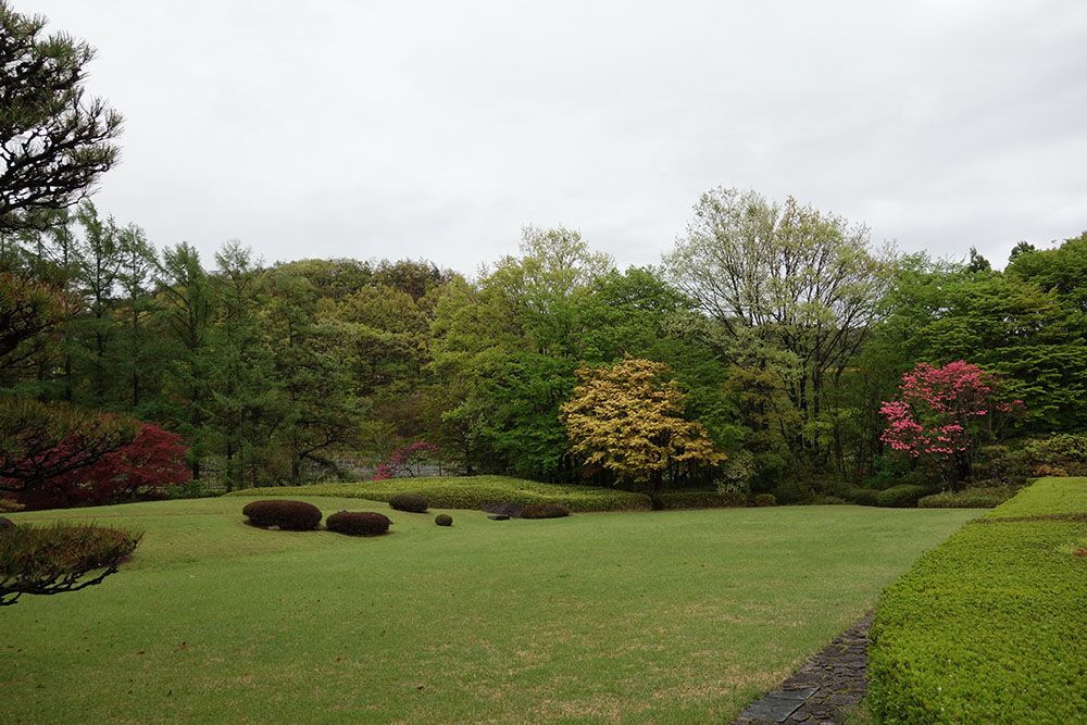 約三千坪の日本庭園「万酔園」は10年の歳月をかけて完成したこだわりの庭園