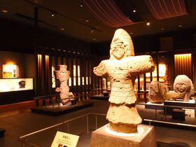 �܂�Łg���Ƃ̋u�h�I�Õ����q���R�[�t�� �����E��ˎR�Õ��̋L���T���l�C��