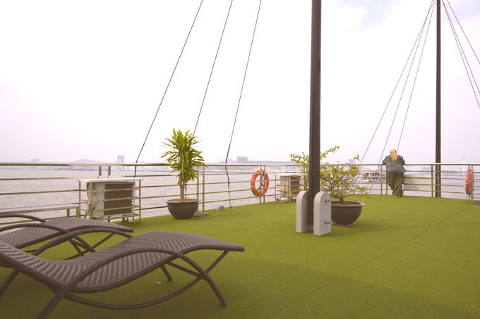 �M�d�ȓ��A���̕�ɁA�n�����p