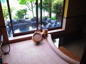 �铒���[�h�����Ղ�I�V���E��̑�����u�l�G�̋� ��v���v�͂��U����h�̋L���T���l�C��