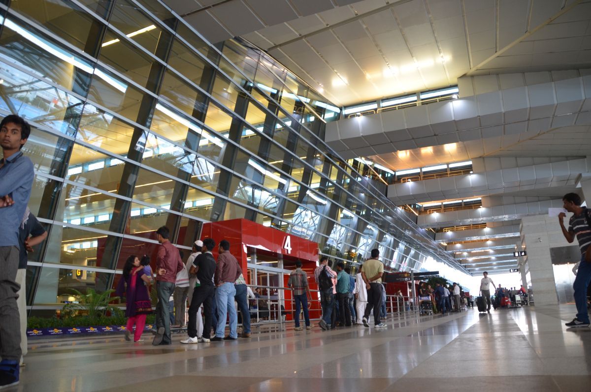 {𒴂zXs^eBIHX[YȗsɕK{̑}X^bt